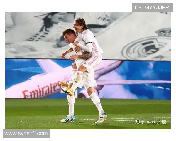 足球明星庆祝动作全解析让你领略球场上的激情与魅力