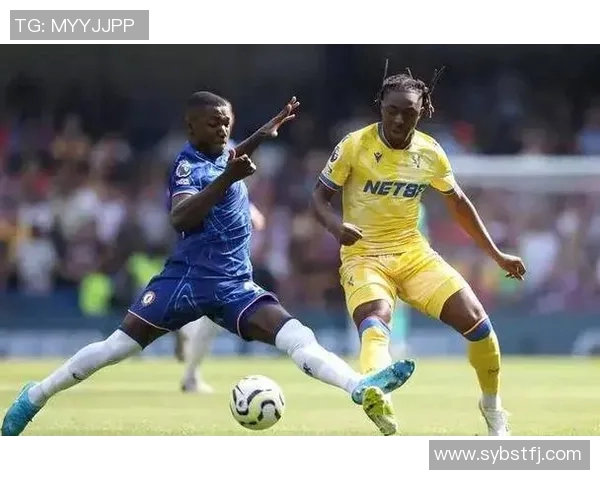 各界大佬幽默调侃足球明星引发热议球迷共鸣与欢笑不断 各界大佬幽默调侃足球明星引发热议球迷共鸣与欢笑不断