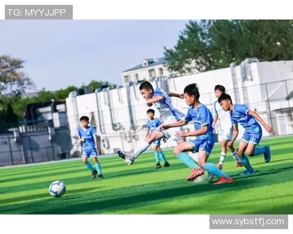 追逐梦想的绿茵少年最想成为足球明星的心路历程与奋斗故事