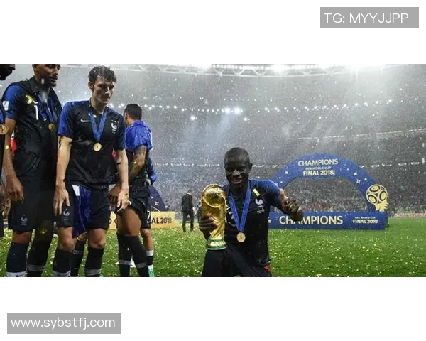 最近失踪的足球明星引发全球关注球迷与媒体齐心呼吁尽快找到他