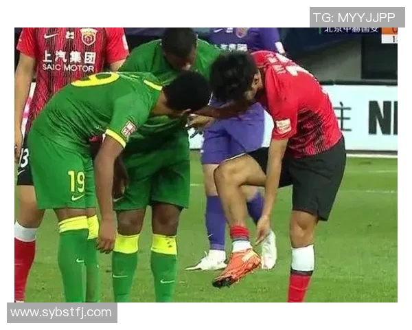 足球明星阿兰的妻子揭秘她的生活与事业背后的故事