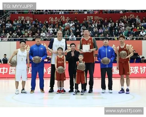 太原篮球盛会星光璀璨与篮球明星亲密接触的精彩瞬间 太原篮球盛会星光璀璨与篮球明星亲密接触的精彩瞬间
